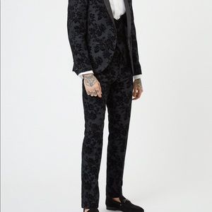 Twisted Tailor Fleet Floral Skinny Fit Tuxedo Set